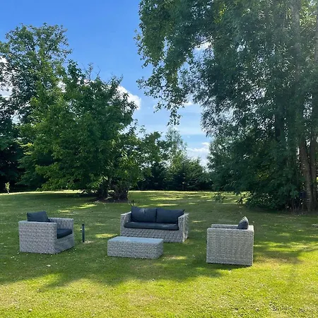 Apartmán Chateau Bavolier Saint-Christoly-de-Blaye